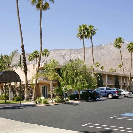 Days Inn By Wyndham Palm Springs Extérieur photo